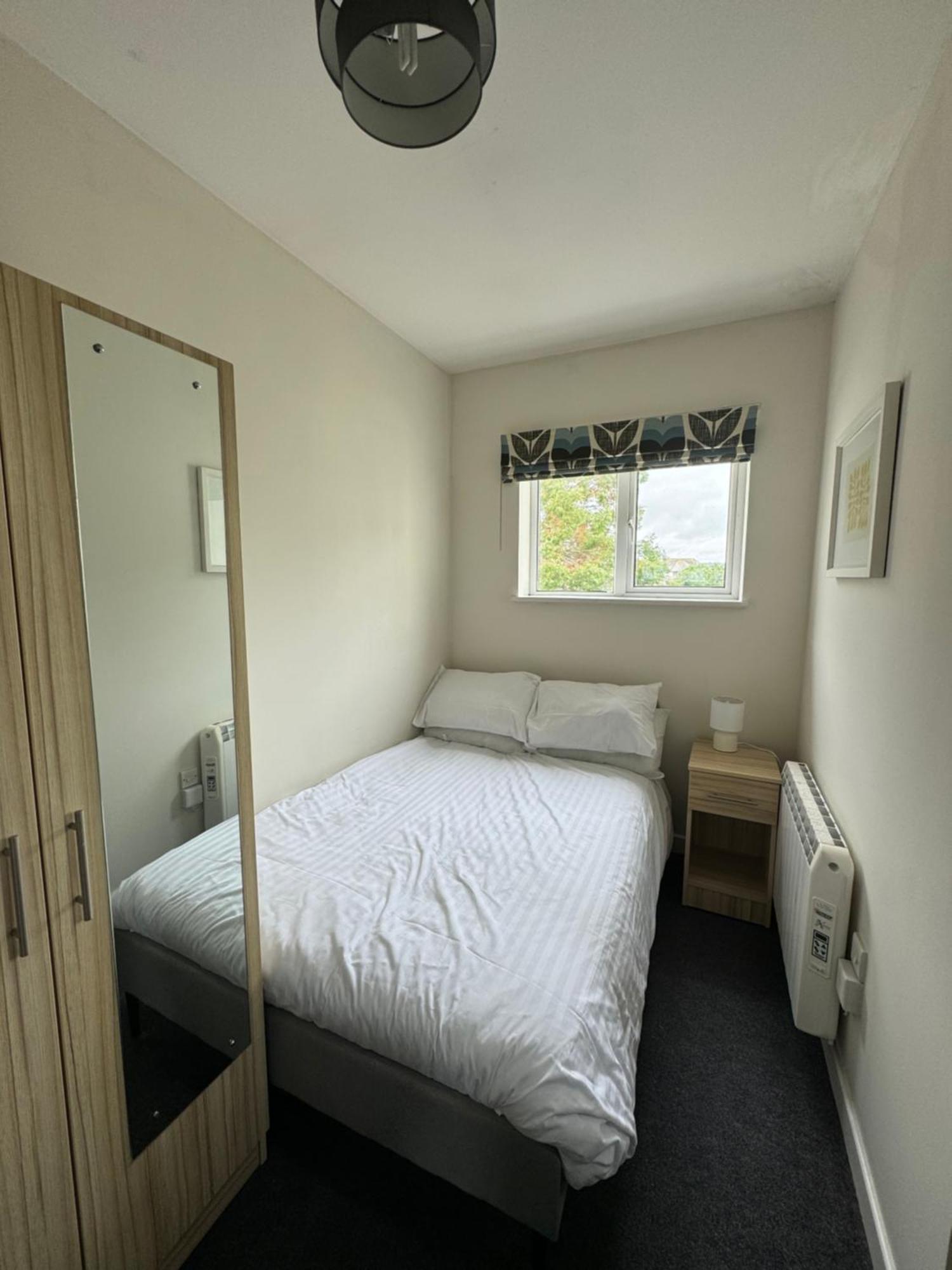 Armyn House Apartments, Your Coastal Escape In ฟาลมัธ ภายนอก รูปภาพ